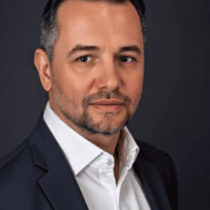 Денис, эксперт по испанской недвижимости